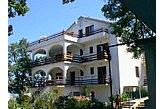 Family pension Njivice Croatia